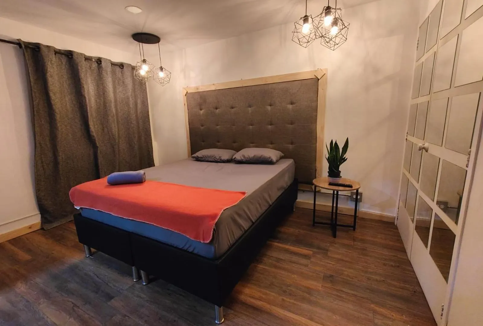 Hotel 1243 Living Hotel Μεντεγίν 4*,  Κολομβία