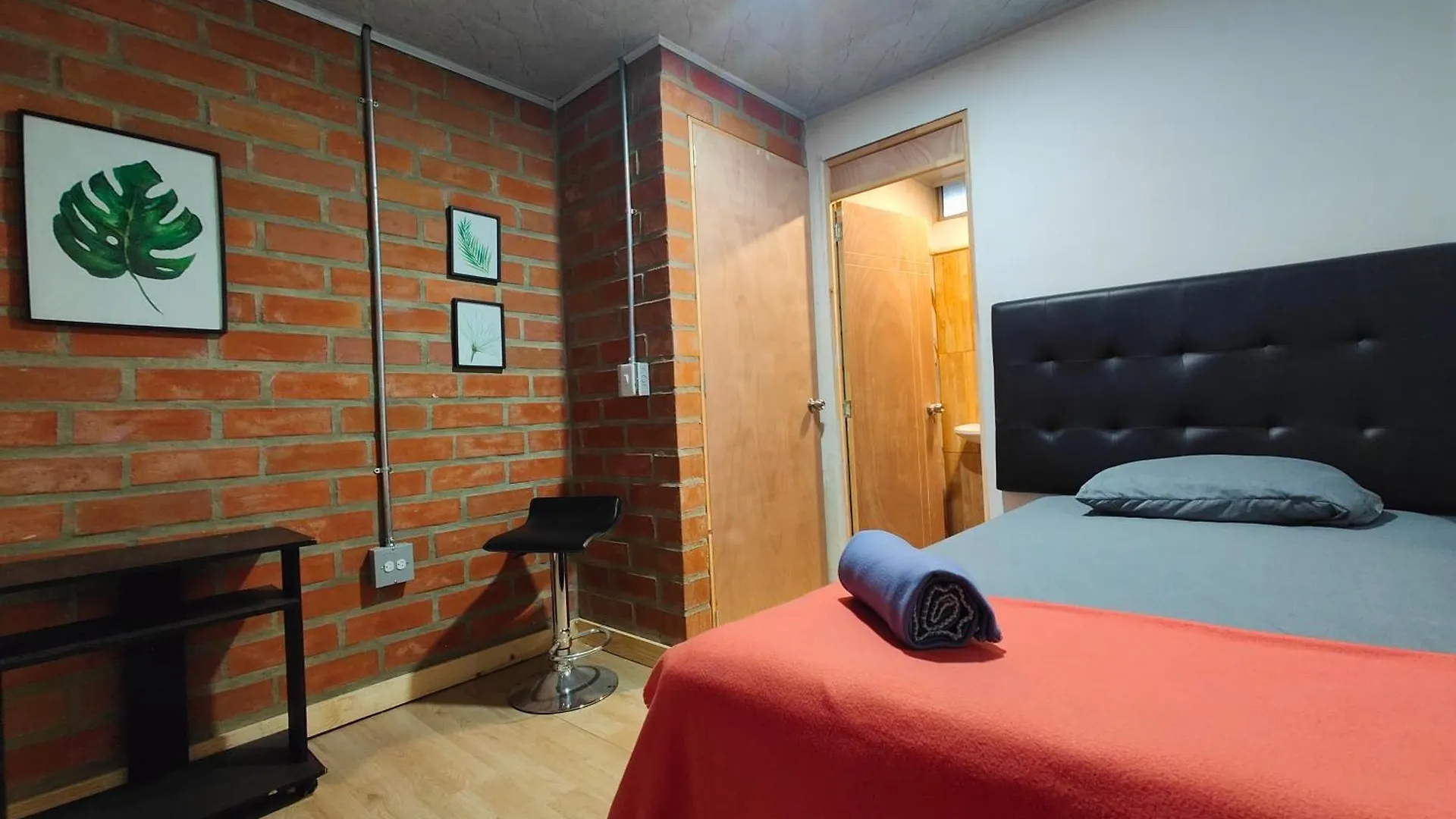 Hotel 1243 Living Hotel Μεντεγίν