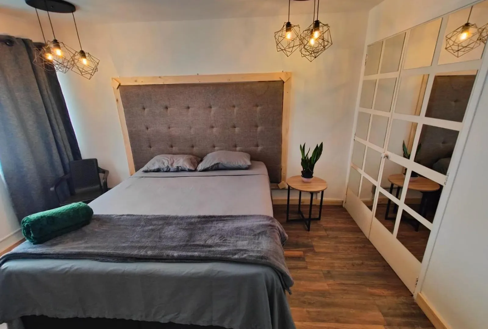 Hotel 1243 Living Hotel Μεντεγίν
